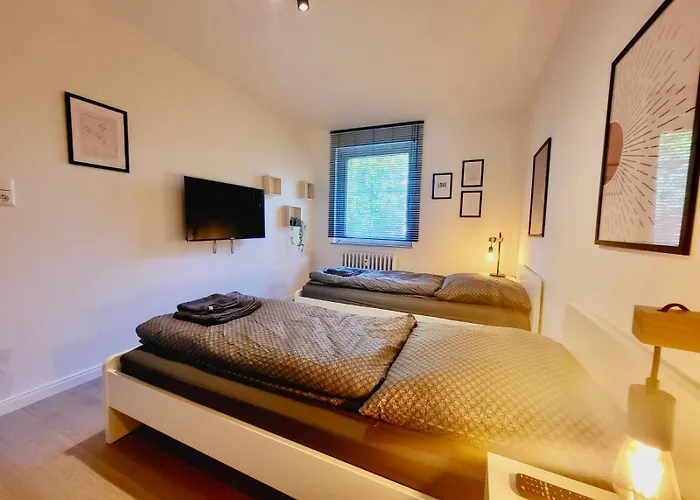 Apartment Genter Base - Self Check-in, Smart-tv, Balkon