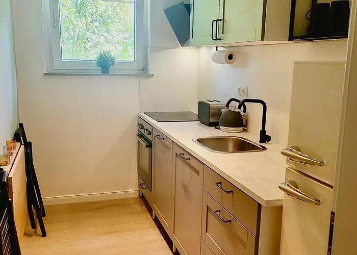 Genter Base - Self Check-in, Smart-tv, Balkon Apartment