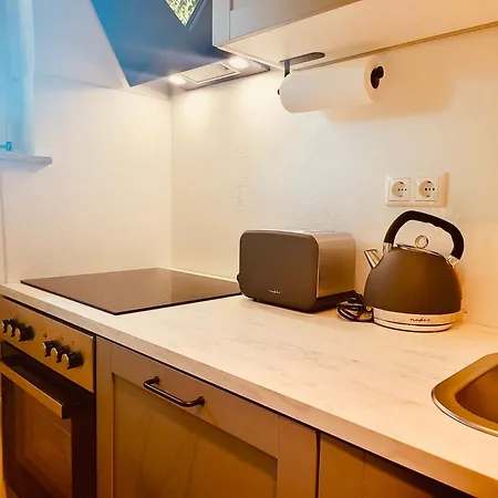 Genter Base - Self Check-in, Smart-tv, Balkon Appartamento