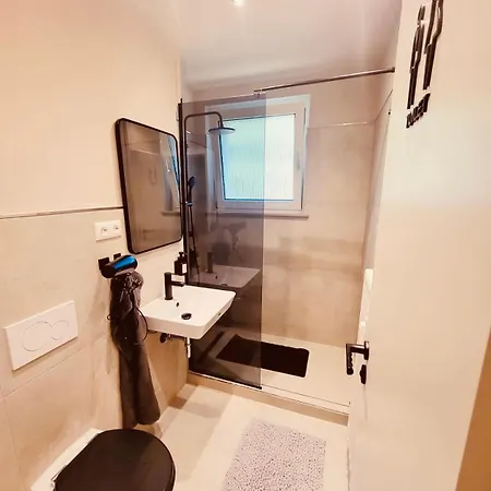 Genter Base - Self Check-in, Smart-tv, Balkon * 不莱梅